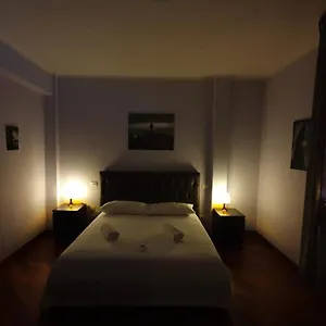 Nirvana House Gæstehus