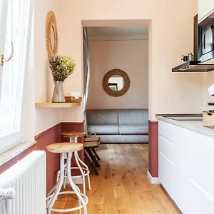 La Lu Cozy 2 Bed & Breakfast